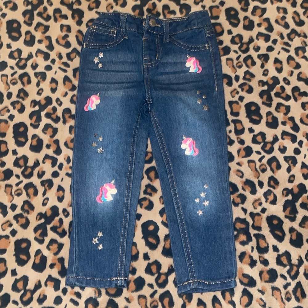 2T like new girls unicorn jeans